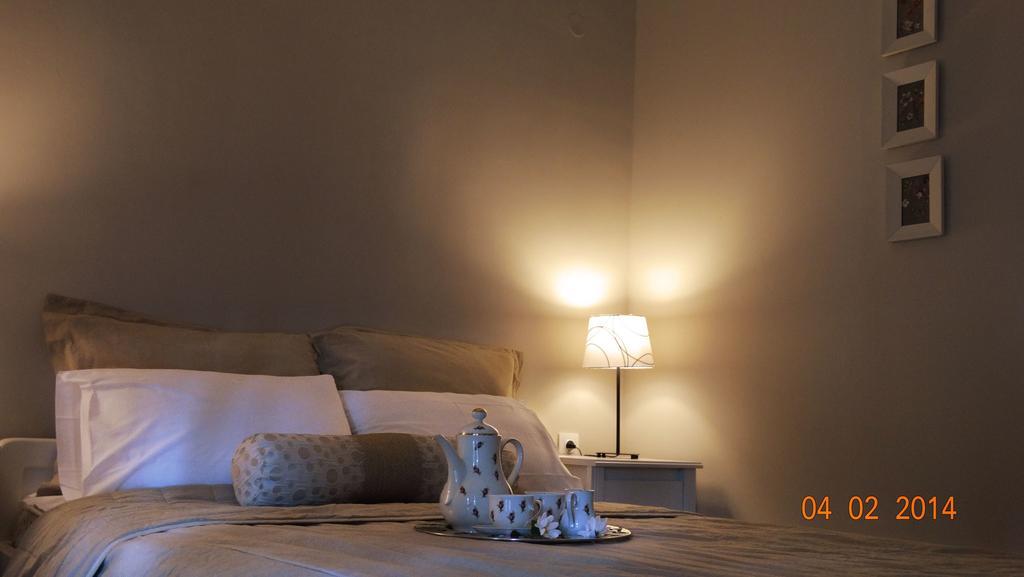 Smaragdi Studios Pefkari Chambre photo