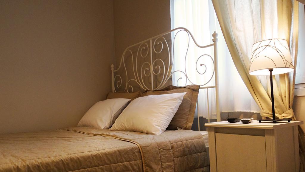 Smaragdi Studios Pefkari Chambre photo